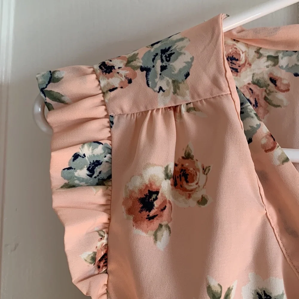 Pretty Ruffled Blouse - Picture 2 of 4